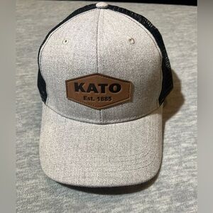 KATO Est 1885 Gray‎ Black Trucker Baseball Cap Leather Patch SnapBack Adjustable